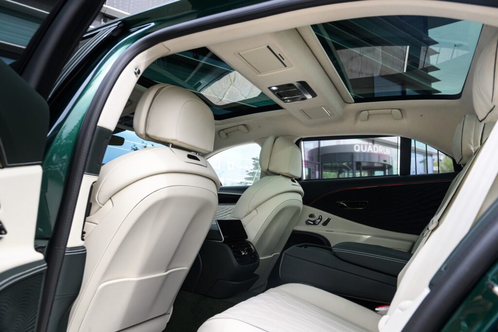 Bentley Flying Spur Azure Interior Green 4