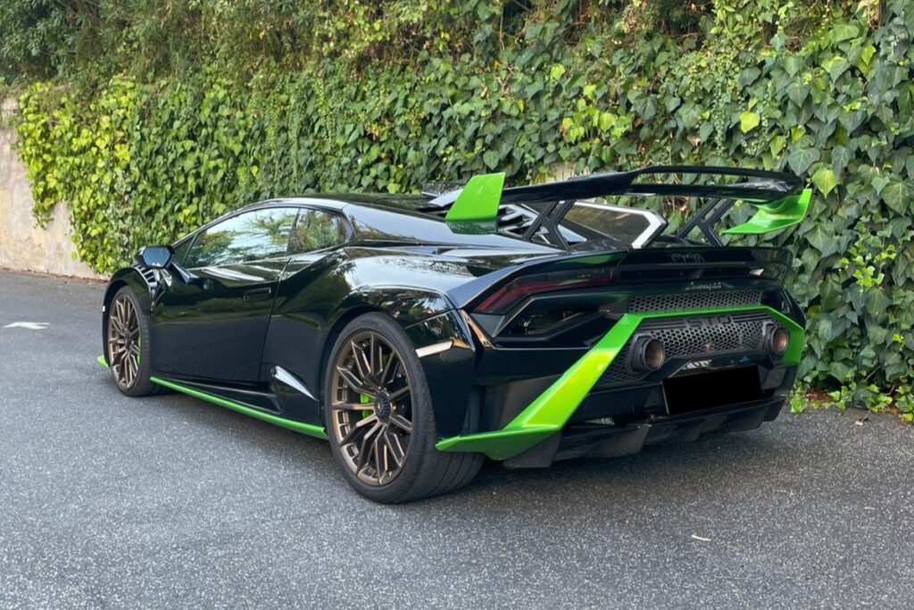 Lamborghini Huracan STO Black Rear