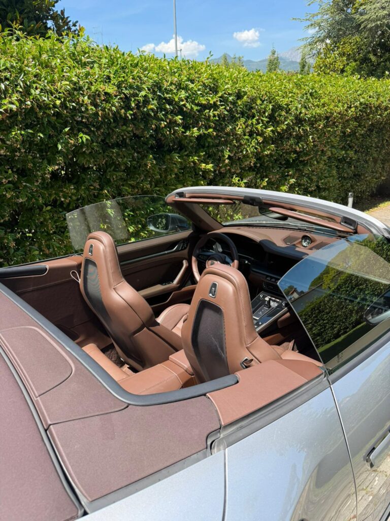 Porsche 911 Turbo S Convertible Interior