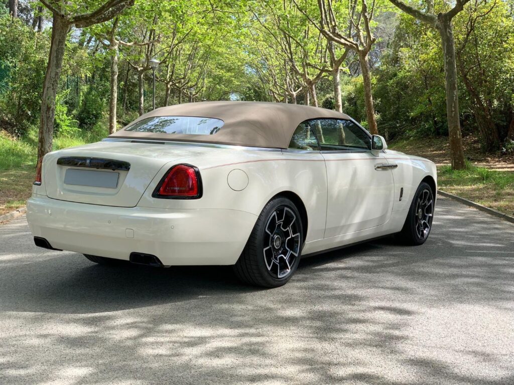 Rolls-Royce Dawn White Rear