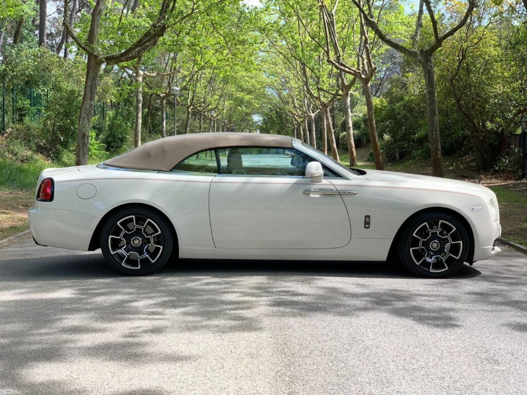 Rolls-Royce Dawn White Side