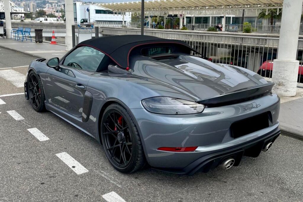 Porsche 718 Spyder RS Airport Rear