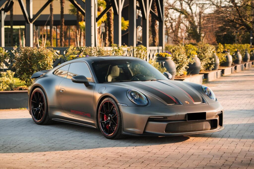 Porsche 911 GT3 Touring Front