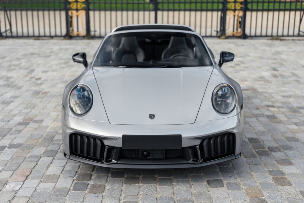 Porsche 911 Targa 4 GTS 992.2 Front 2